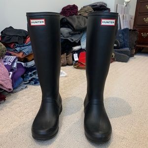 tall hunter boots